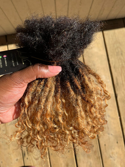 (80 Locs) Honey Blonde Goddess Locs